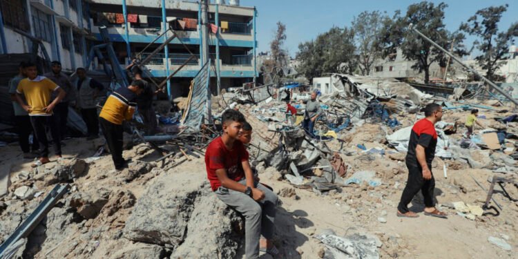 Gaza Rescuers Say 10 Killed in Israeli Attacks