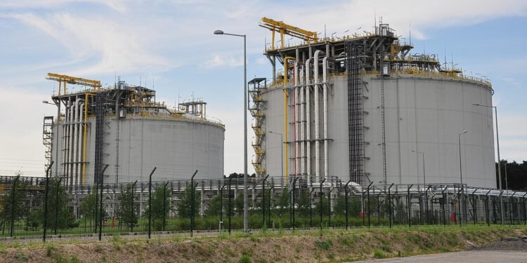Morocco’s Akwa Group to build petroleum processing facility in Senegal