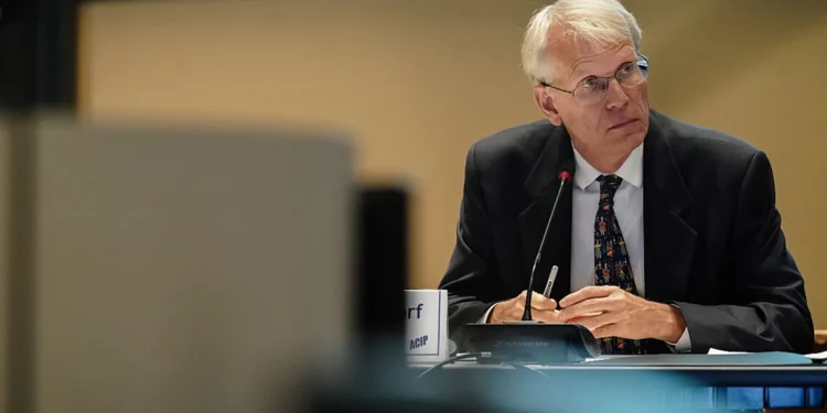 RFK Jr.-appointed panel recommends flu shots be free of contested preservative