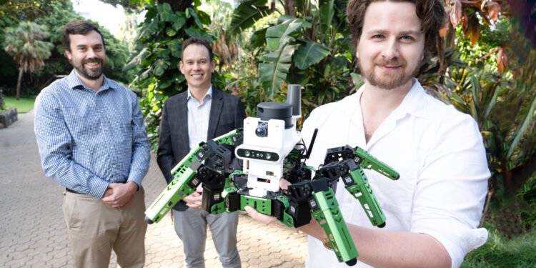 Seeing through a new LENS allows brain-like navigation in robots