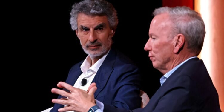 Top scientist wants to prevent AI from going rogue