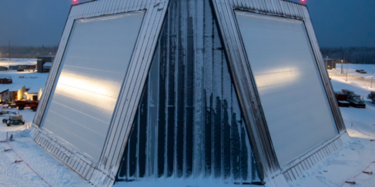 US Long Range Radar Tracks Live ICBM in First Flight Test