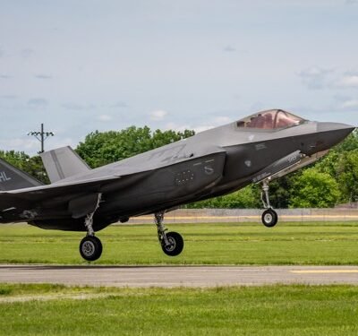 USAF slashes F-35 buy, boosts next-gen fighter in unconventional 2026 budget proposal