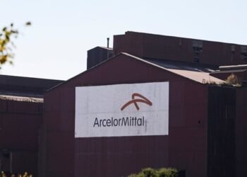 3,500 jobs at risk at ArcelorMittal SA’s steel operations