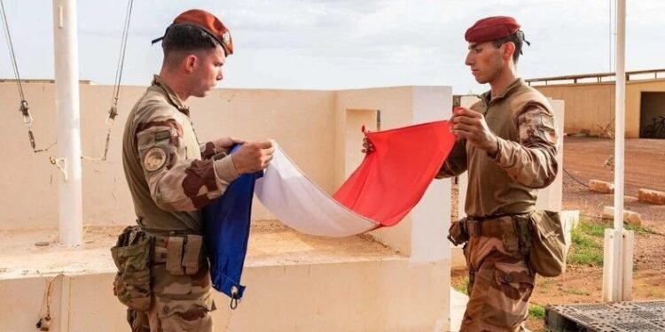 French military era ends in West Africa as Senegal reclaims last base