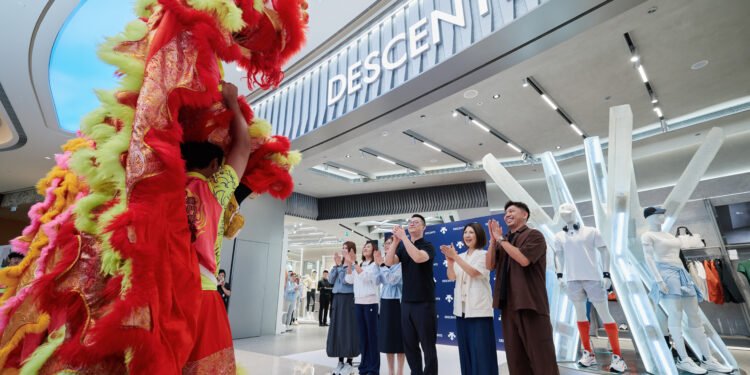 Leading Sportswear Brand DESCENTE Opens at Galaxy Macau; Fusing Technical Aesthetics with Leisure & Travel Lifestyle