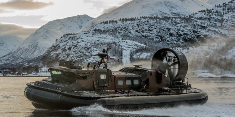 Pakistan Buys Refurbished Royal Marines Hovercraft From UK