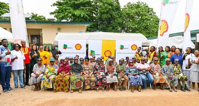 Sights restored as over 2,000 benefit from NNPC/Shell Vision First outreach in Lagos community – EnviroNews