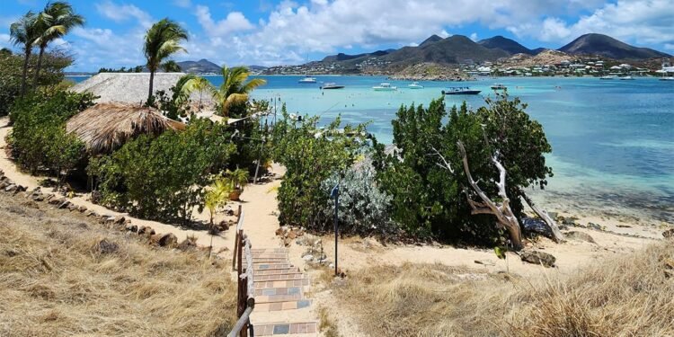 The Best Beach Day in Saint Martin? It’s on This Tiny Island With Two Bars
