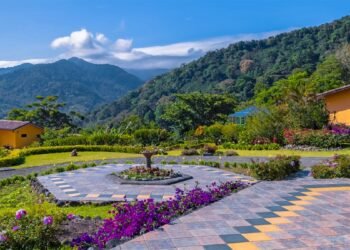 This Boutique Resort in Panama Has Cloud Forest Hikes, Volcano Views, and a Very Different Kind of All-Inclusive Vacation