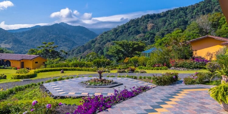 This Boutique Resort in Panama Has Cloud Forest Hikes, Volcano Views, and a Very Different Kind of All-Inclusive Vacation