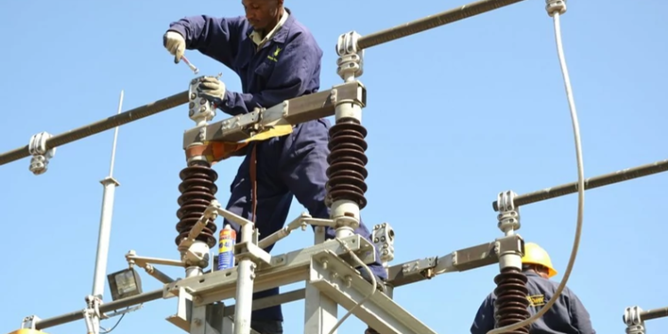 U.S. firm to build $1.5B power line linking Angola, DRC