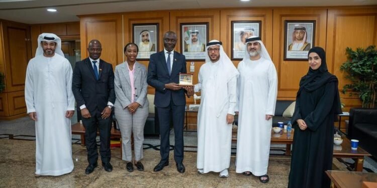 Ajman and Uganda discuss investment opportunities and the development of economic and commercial relations