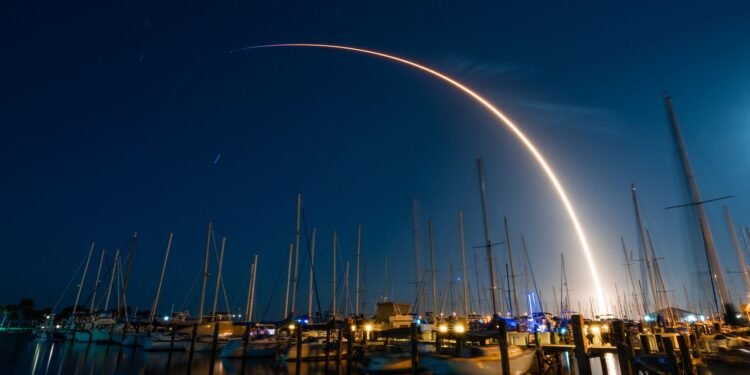 Falcon 9 Milestones Vindicate SpaceX’s ‘Dumb’ Approach to Reuse