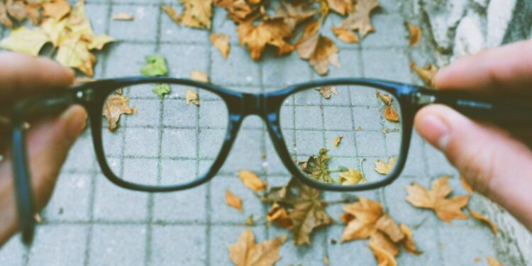 Human-in-the-loop work drives AI powering Alibaba’s smart glasses