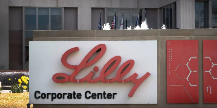Lilly shares fall as obesity pill misses expectations in key trial