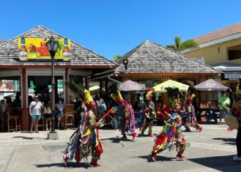 St. Kitts Has Nighttime Kayaking, Wellness Rituals, and a UNESCO Fortress