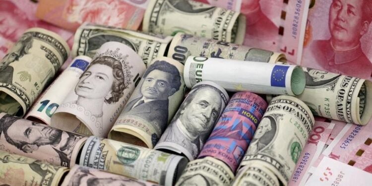 Strong Japan GDP lifts yen, dollar steady as rate cut fervour cools slightly