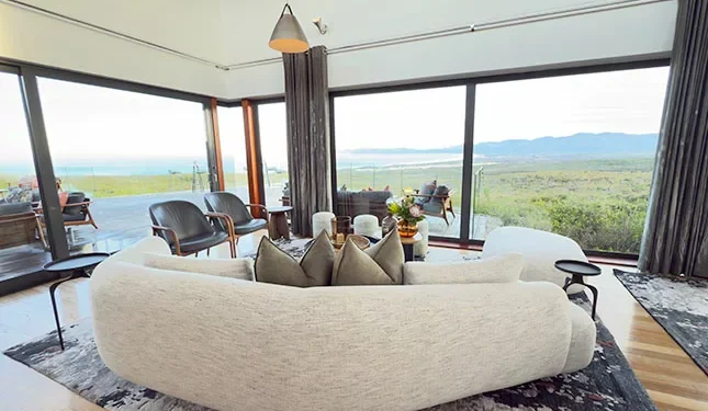 Explore luxury and Fynbos in the Western Cape