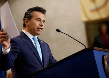 FDA outlines new review pathway for drugs treating ultra-rare diseases