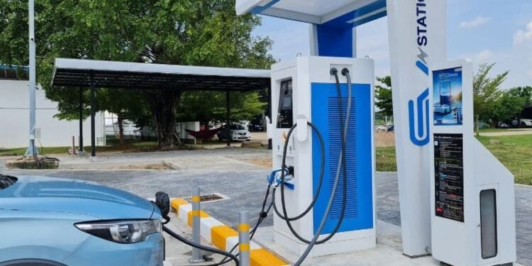 Nigeria’s economy capital, Lagos, adds over 100 EVs fleets to boost public transit