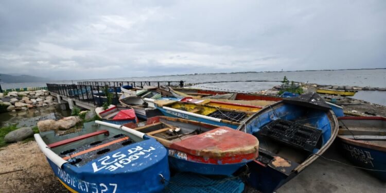 AI-generated fakes proliferate as Hurricane Melissa nears Jamaica