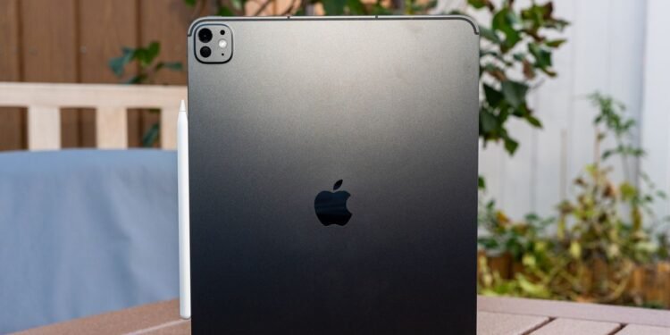 Apple iPad Pro (M5, 2025) Review: Tremendously Powerful