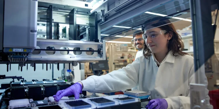 Flagship bets again on AI with Expedition