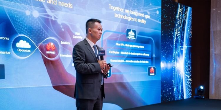 Huawei’s Zeng Chuang on Microwave Innovation and the Future of Mobile AI Networks