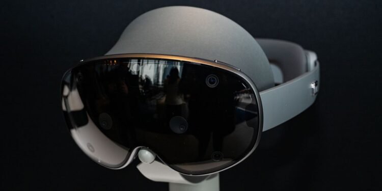 Samsung’s Galaxy XR Mixed Reality Headset Is Here: Price, Release Date, Features