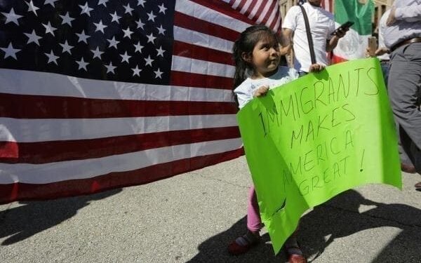 US to Offer Migrant Teens $2,500 for Voluntary Deportation