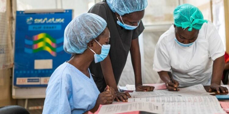 Countries, experts agree on 10-year Africa health workforce agenda