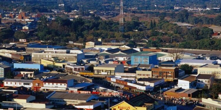 Dangote signs deal with Zimbabwe to build 2,000km-long pipeline from Namibia