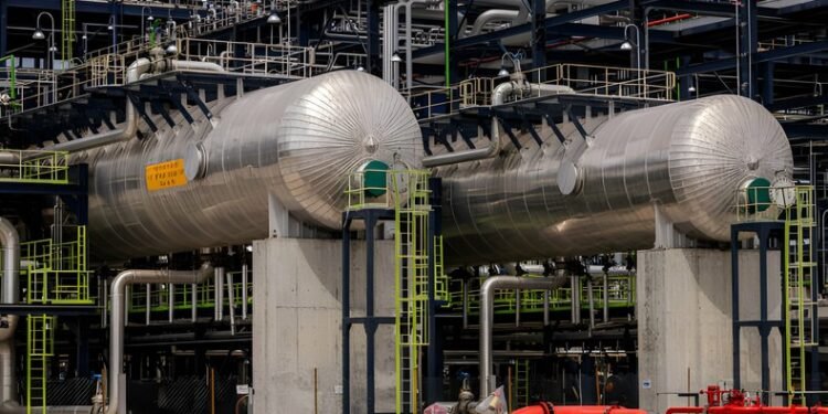 Dangote’s diesel faces setback in Europe as sulfur concerns, winter fuel limits shut out buyers