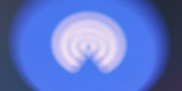 Got a Pixel 10? Google’s Android Phone Can Now Share Files With Apple’s AirDrop