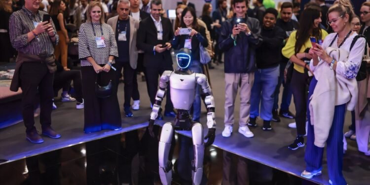 Humanoid robots still face hurdles in replacing human labor, says robotics leader