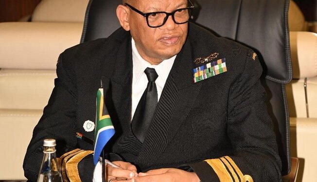 Lobese “close to insubordination” – DefenceWeb