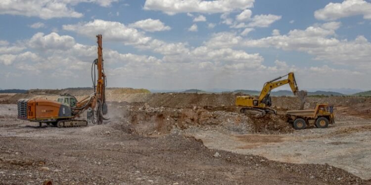 New mining policy in Zimbabwe to strip operators of licences