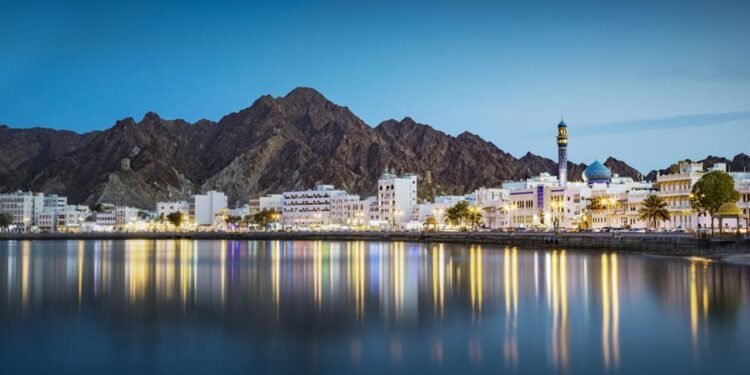 Pact for manufacture of mobile solar power plants in Oman