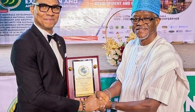 Shell’s Ronald Adams inducted Fellow of Nigerian Society of Chemical Engineers – EnviroNews