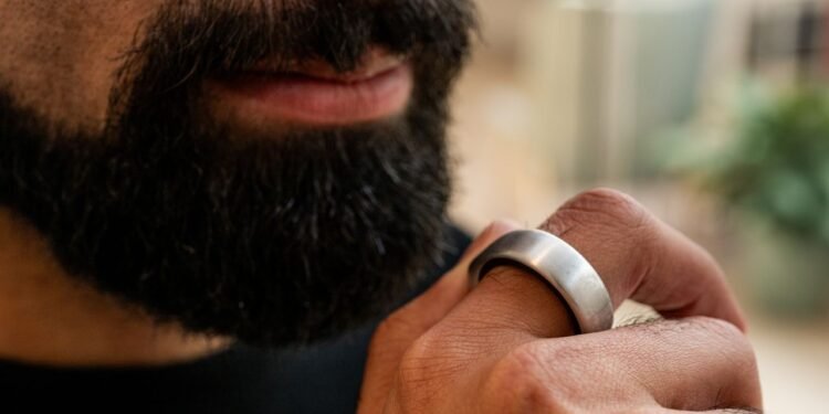 Whisper Into This AI-Powered Smart Ring to Organize Your Thoughts