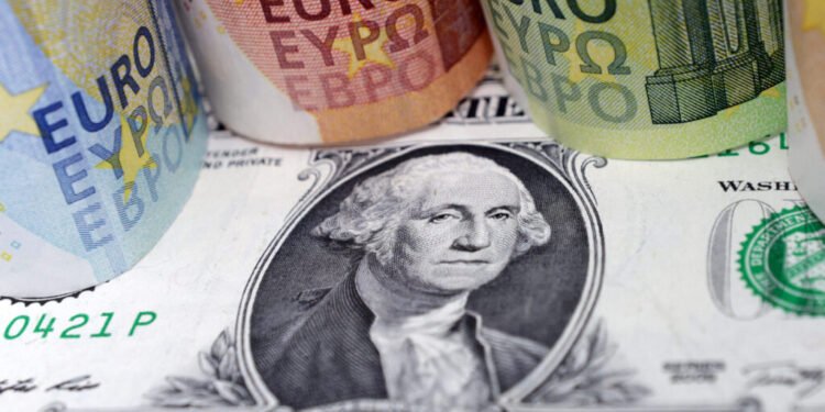 De-Dollarization Gets a Boost as Asia Borrows in Euros