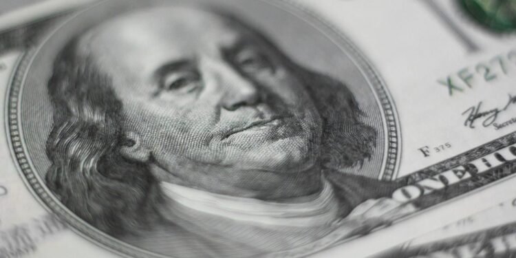 Putin Unveils Trade Currency Plan