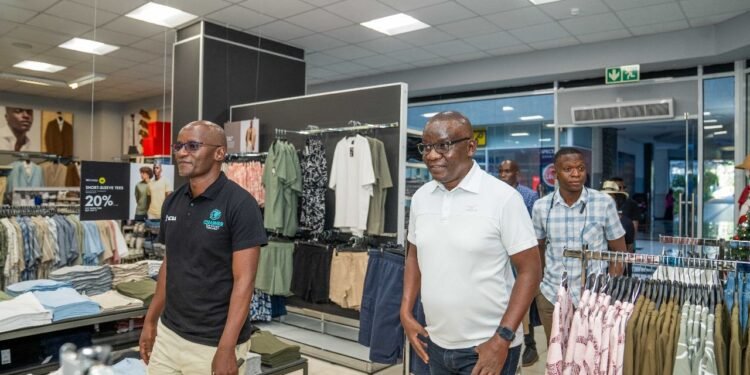 The Muhoroni Man: A Story of Courage That Refused to Break