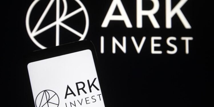 ARK Invest Files ETF, XRP Becomes Core Asset With 19.88% Weight
