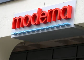 Moderna, searching for a rebound, to seek approval of mRNA flu shot