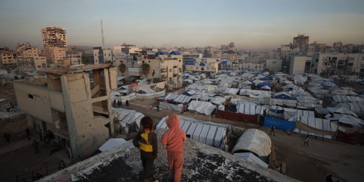 Reuniting With Family in Gaza in Between Bombings