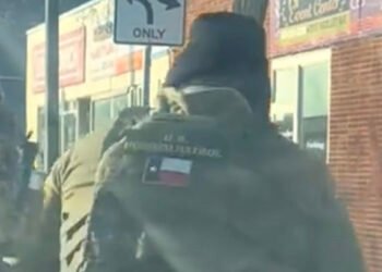 These Patches Are Clues to Identifying Immigration Agents