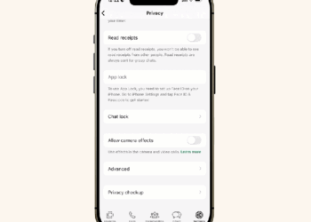 WhatsApp is rolling out a new stricter security setting to protect users from cyber attacts