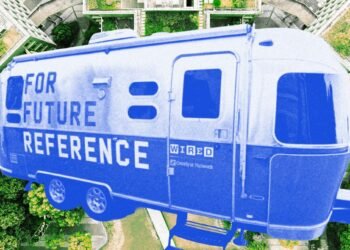 Where Tech Leaders and Students Really Think AI Is Going